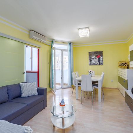 Seaview Apartment Ровінь Екстер'єр фото