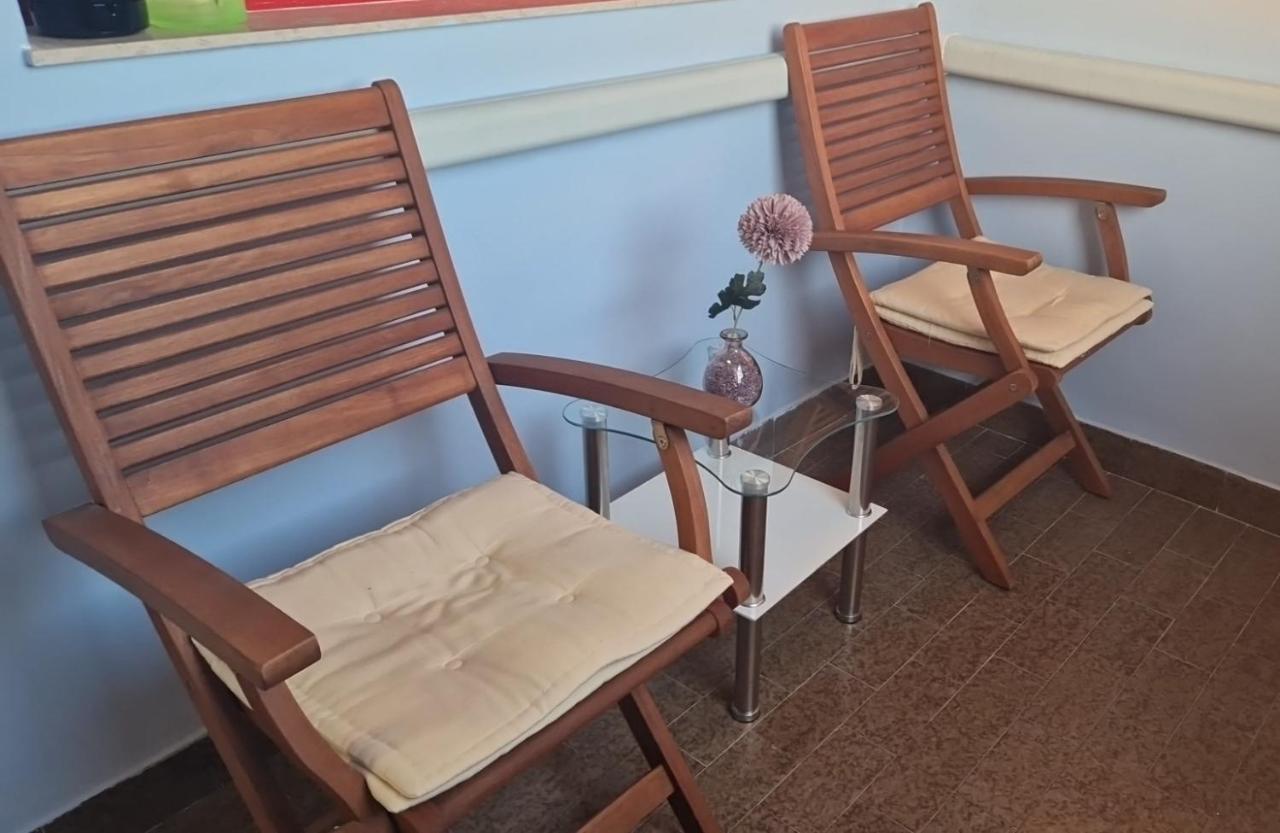 Seaview Apartment Ровінь Екстер'єр фото