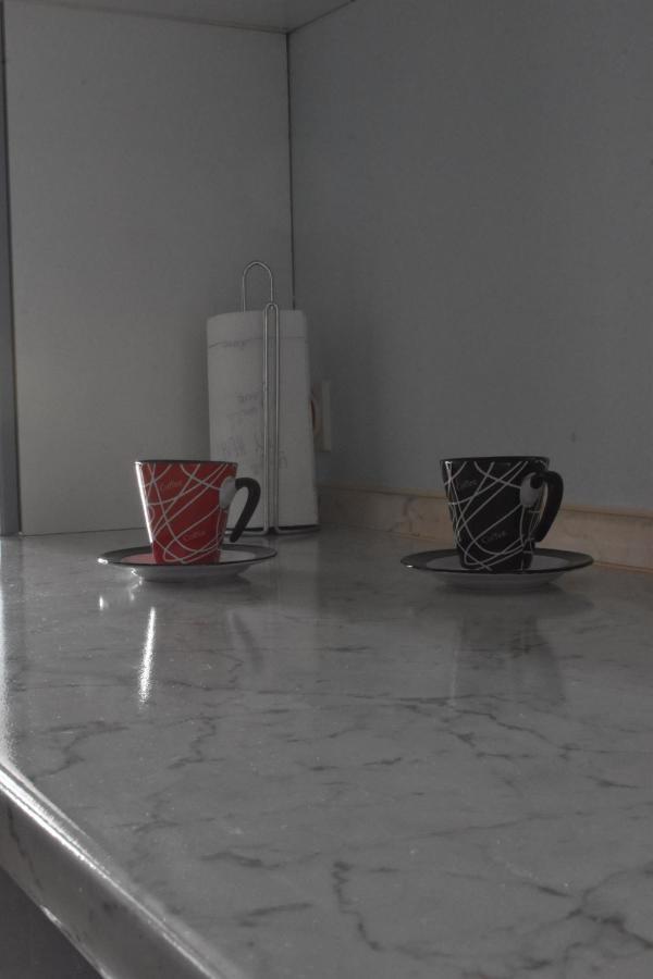 Seaview Apartment Ровінь Екстер'єр фото