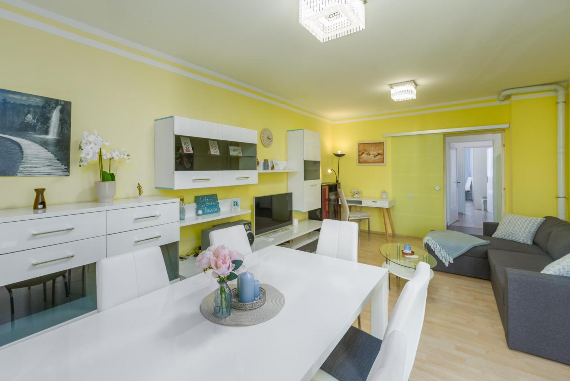 Seaview Apartment Ровінь Екстер'єр фото