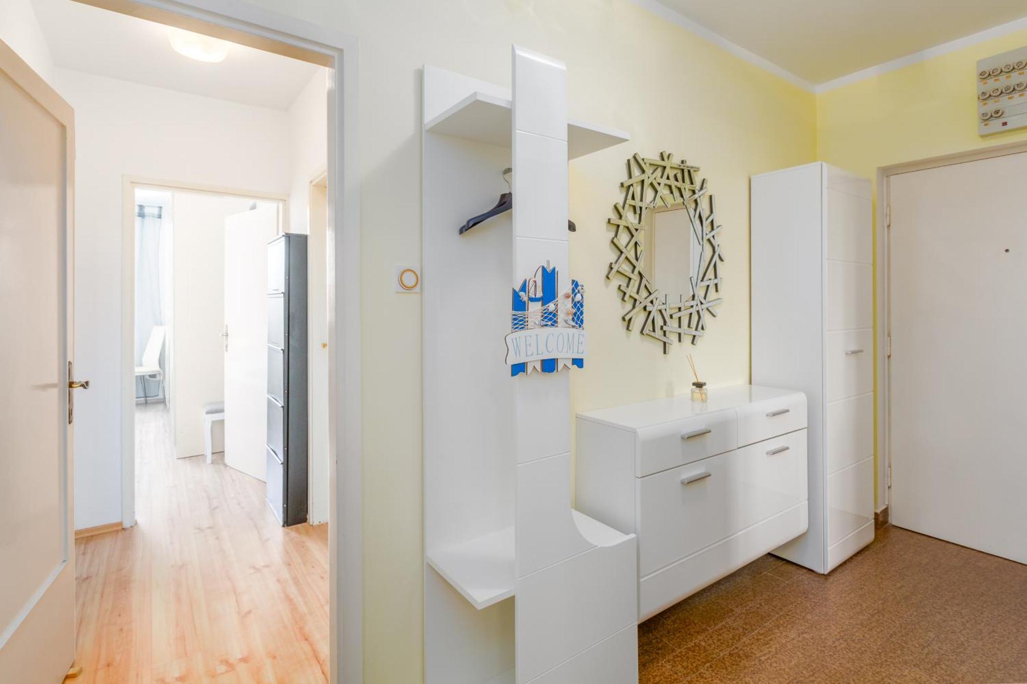 Seaview Apartment Ровінь Екстер'єр фото